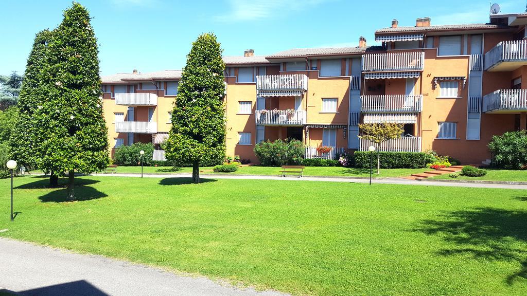Easy Apartments Peschiera Peschiera del Garda Exteriör bild